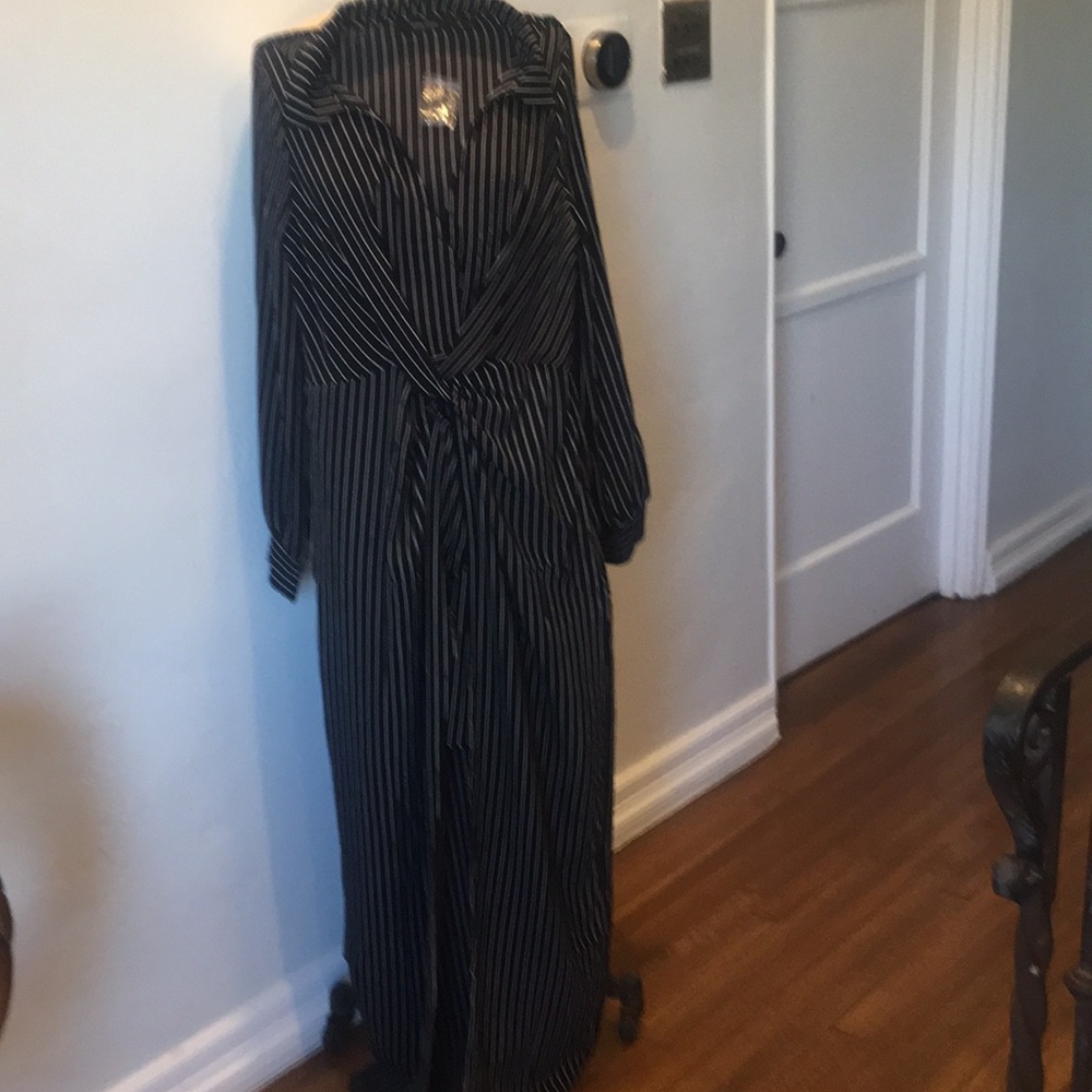 Black and white stripes maxi dress